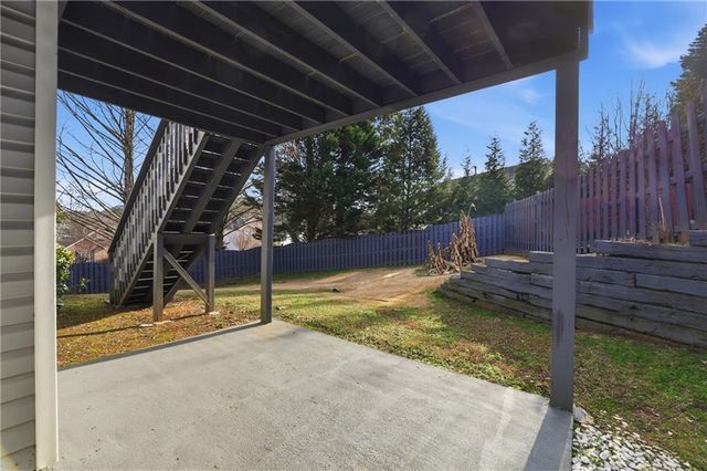 52 Central Park Drive, Atlanta, GA 30354