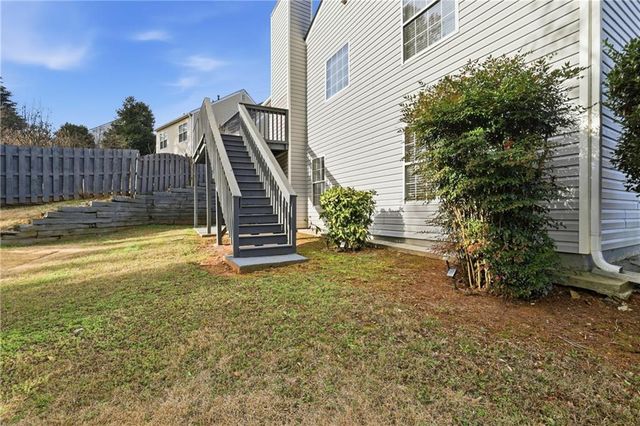 52 Central Park Drive, Atlanta, GA 30354