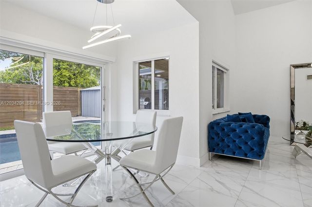 7315 SW 158th Avenue, Miami, FL 33193