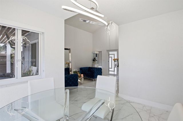7315 SW 158th Avenue, Miami, FL 33193