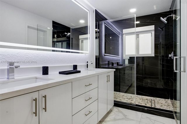 7315 SW 158th Avenue, Miami, FL 33193