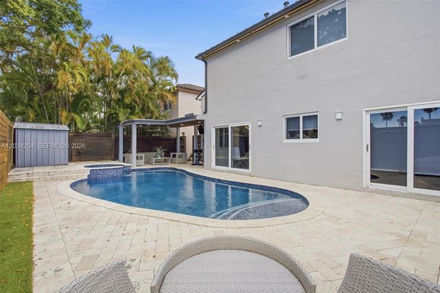 7315 SW 158th Avenue, Miami, FL 33193