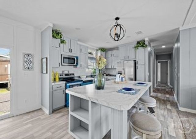 538 4th St EXT, Guyton, GA 31312