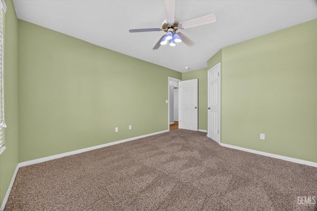 6003 Lausanne Street, Bakersfield, CA 93308