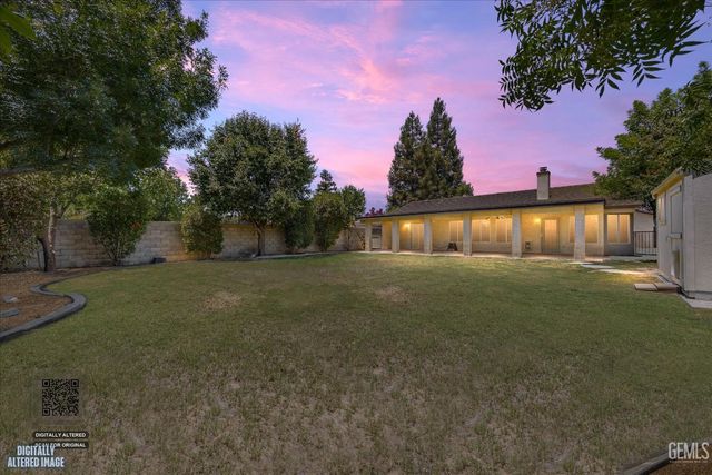 6003 Lausanne Street, Bakersfield, CA 93308
