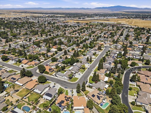 6003 Lausanne Street, Bakersfield, CA 93308
