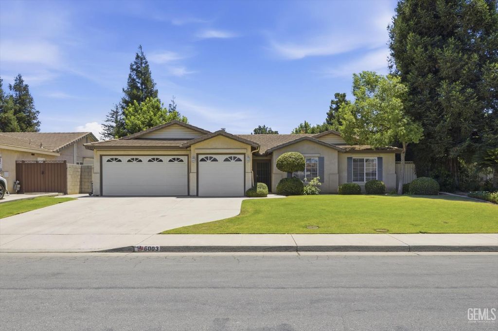 6003 Lausanne Street, Bakersfield, CA 93308