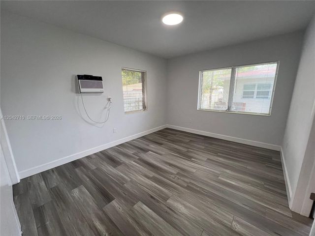 962 NW 6th Street 1, Miami, FL 33136