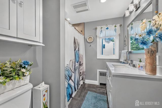 2642 Linder Avenue, North Brunswick, NJ 08902