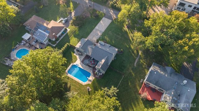2642 Linder Avenue, North Brunswick, NJ 08902
