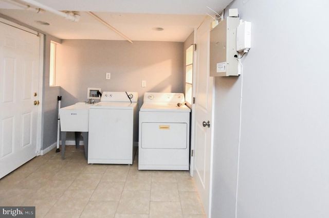 1430 W ST SE, Washington, DC 20020