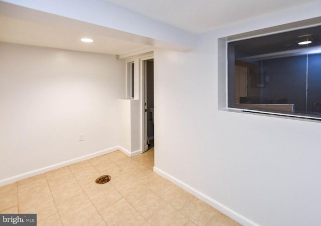 1430 W ST SE, Washington, DC 20020