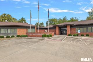 1 SYCAMORE Row, Springfield, IL 62702