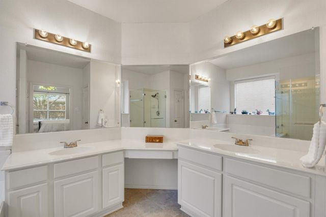 419 Lakefield Drive, Murphy, TX 75094
