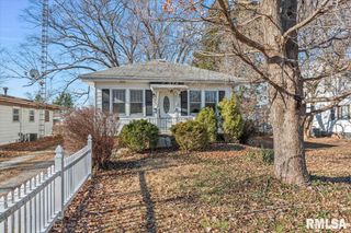 2925 4TH Street, Springfield, IL 62703