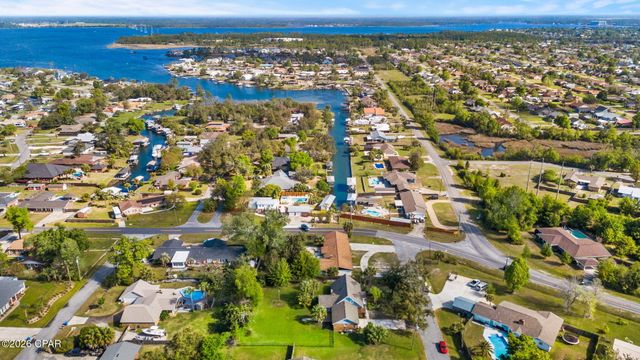 4401 Cindy Lane, Lynn Haven, FL 32444