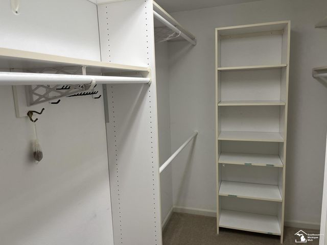 3168 Crystal Court, Lambertville, MI 48144