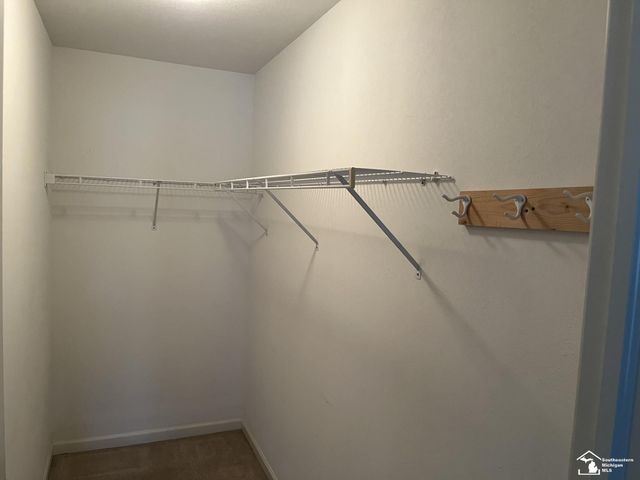 3168 Crystal Court, Lambertville, MI 48144