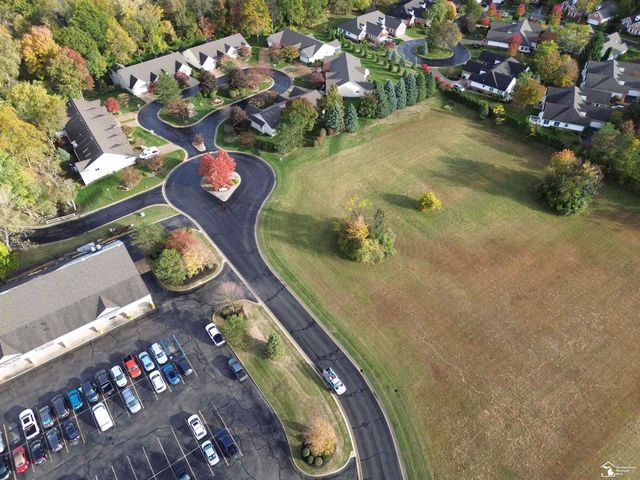 3168 Crystal Court, Lambertville, MI 48144