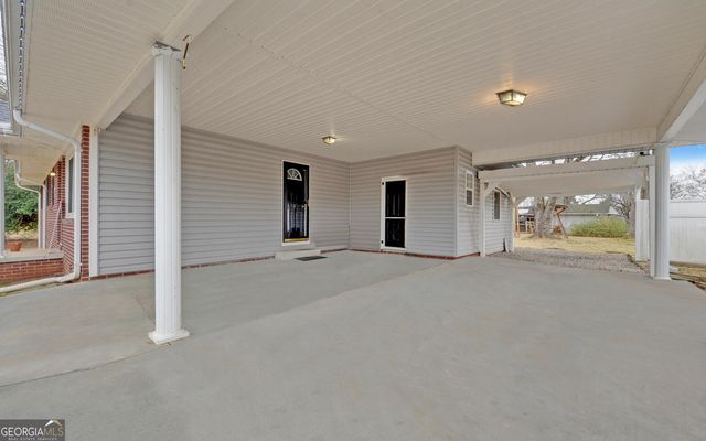 926 Skyline Drive, Toccoa, GA 30577