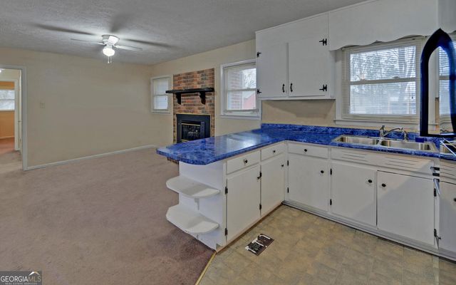 926 Skyline Drive, Toccoa, GA 30577