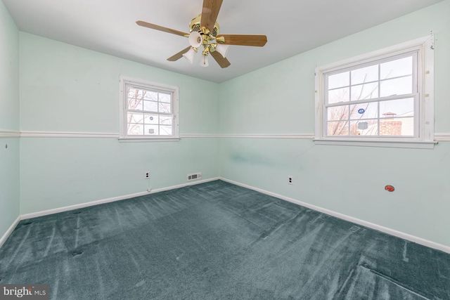 3 KENNINGTON RD, Marlton, NJ 08053