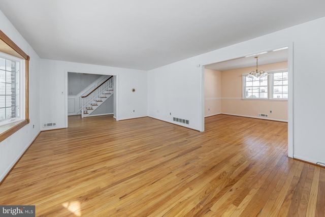 3 KENNINGTON RD, Marlton, NJ 08053