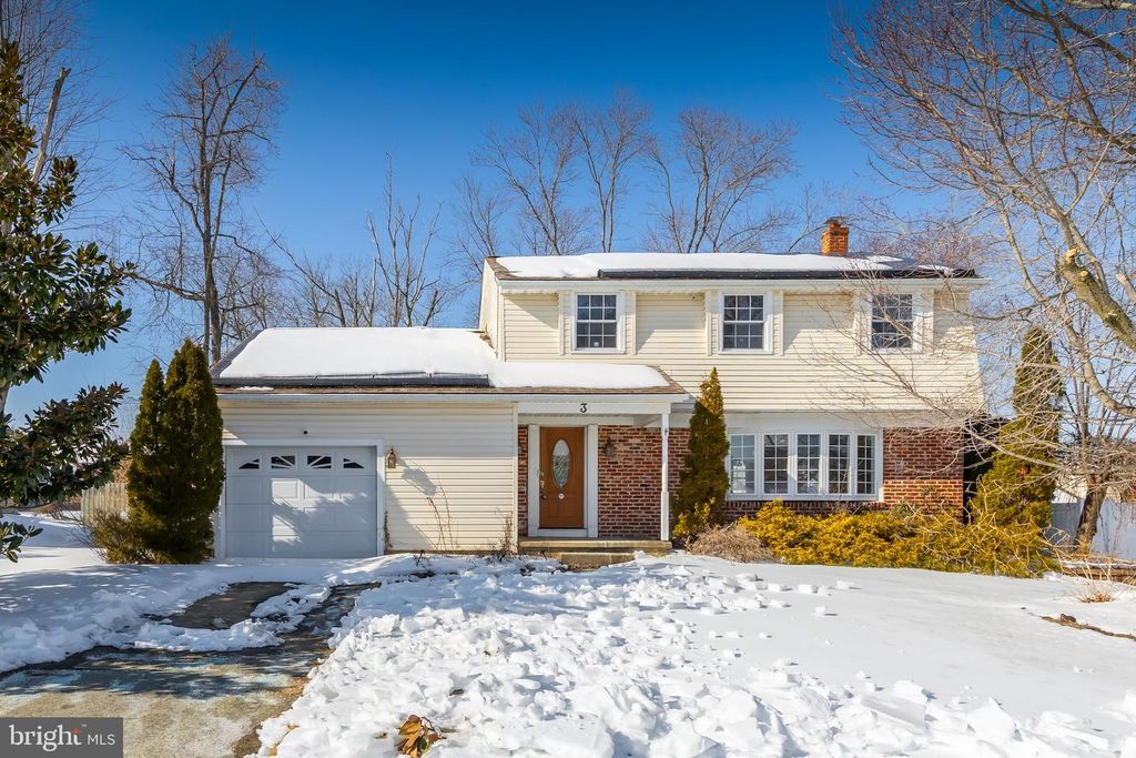 3 KENNINGTON RD, Marlton, NJ 08053