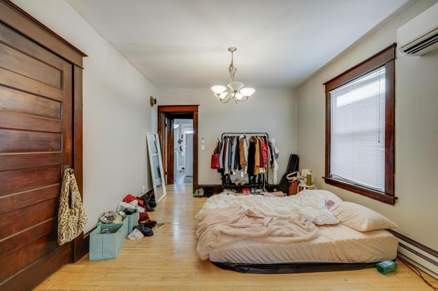 2821 Garfield Avenue, Minneapolis, MN 55408