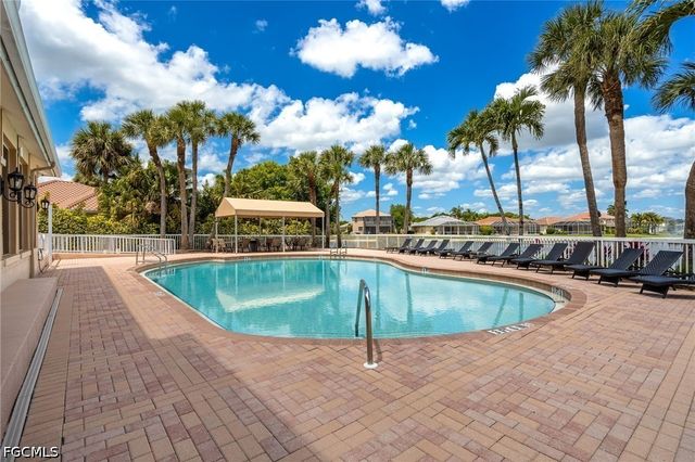 11062 Lakeland CIR, Fort Myers, FL 33913