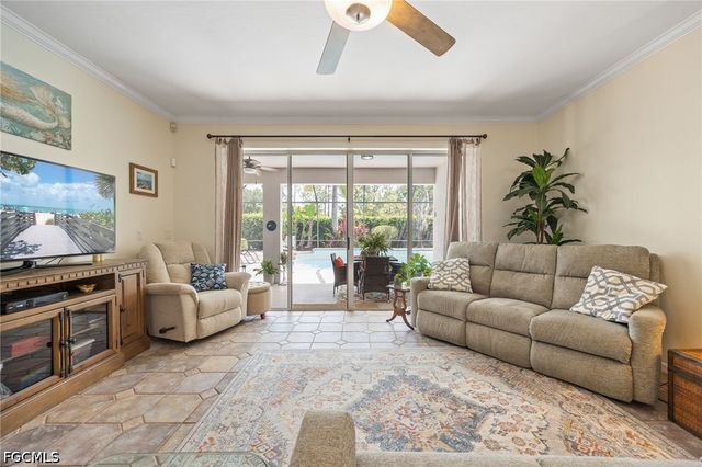 11062 Lakeland CIR, Fort Myers, FL 33913