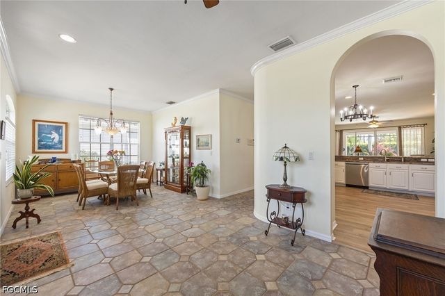 11062 Lakeland CIR, Fort Myers, FL 33913