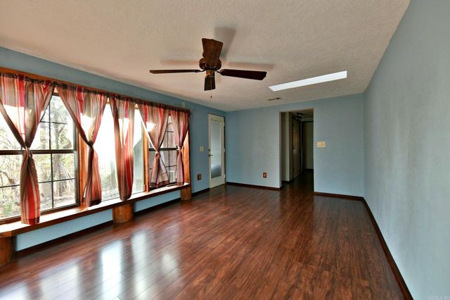 200 Ridge Street, Mena, AR 71953