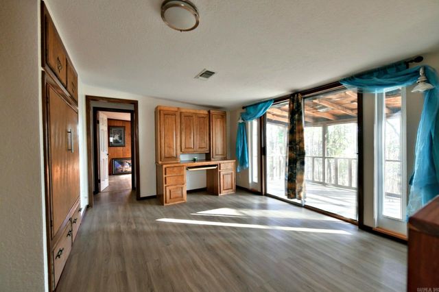 200 Ridge Street, Mena, AR 71953