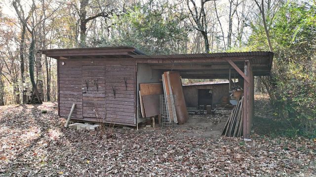 200 Ridge Street, Mena, AR 71953