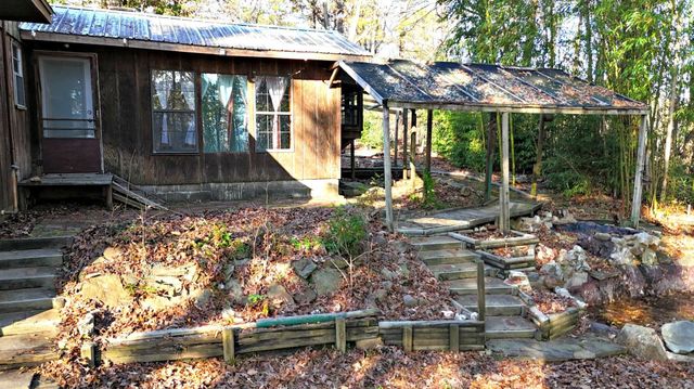 200 Ridge Street, Mena, AR 71953