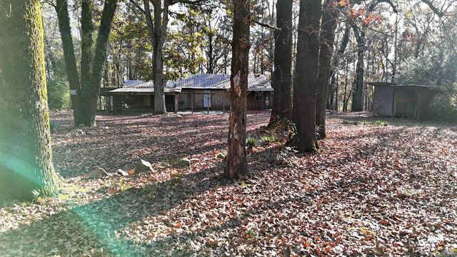 200 Ridge Street, Mena, AR 71953