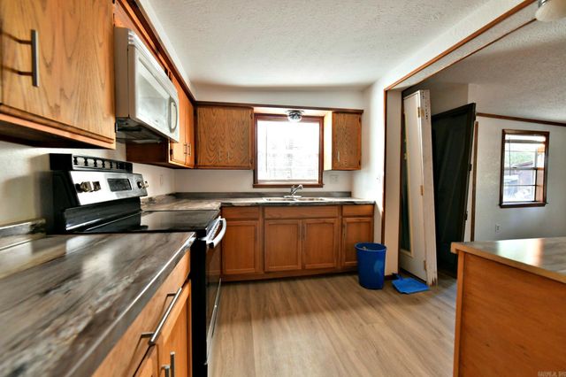 200 Ridge Street, Mena, AR 71953