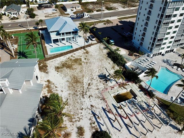 7902 Estero BLVD, Fort Myers Beach, FL 33931