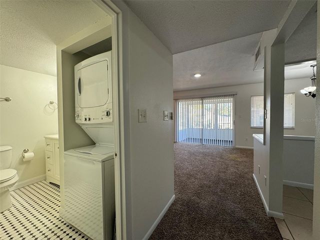 568 BAHIA CIRCLE B, Ocala, FL 34472