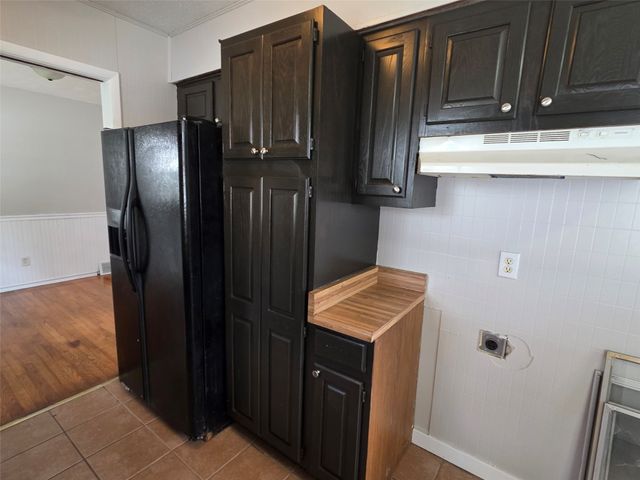 3925 64th Street, Urbandale, IA 50322