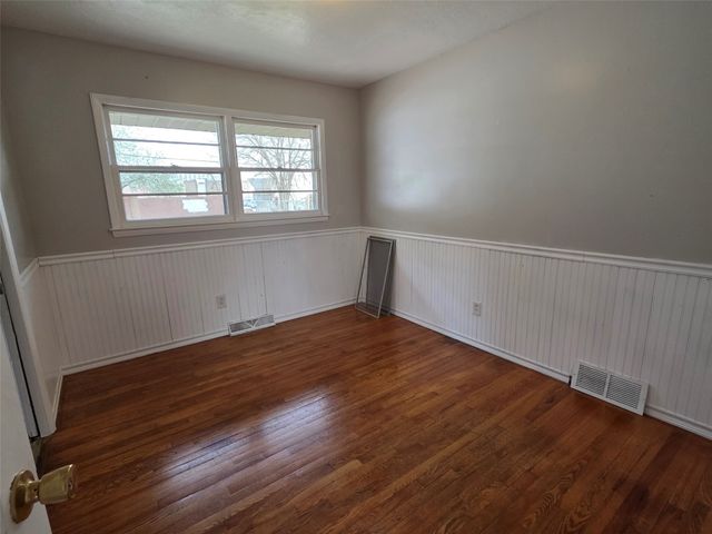 3925 64th Street, Urbandale, IA 50322