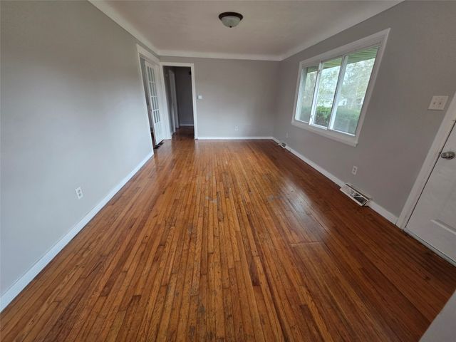 3925 64th Street, Urbandale, IA 50322