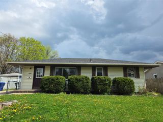 3925 64th Street, Urbandale, IA 50322