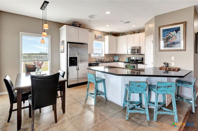 314 Windswept Drive, Port Lavaca, TX 77979