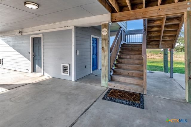 314 Windswept Drive, Port Lavaca, TX 77979