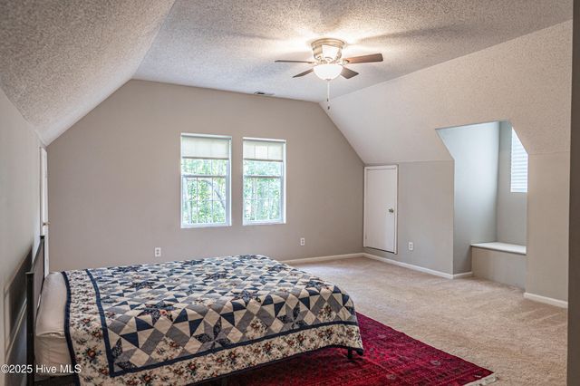 105 Heather Lane, Southern Pines, NC 28387