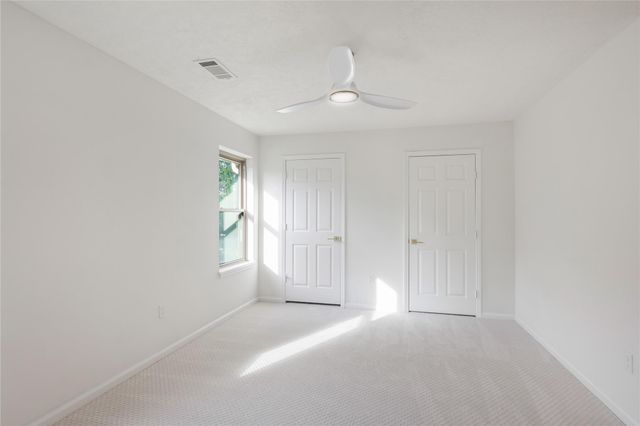 686 Edgewood Drive, Montgomery, TX 77356