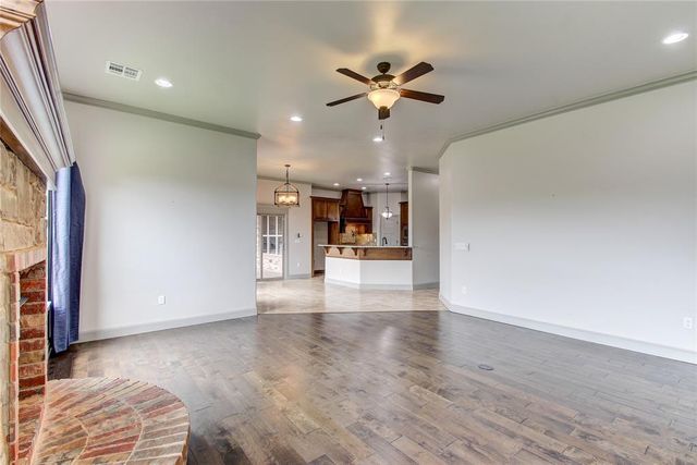 2013 Providence Drive, Norman, OK 73071
