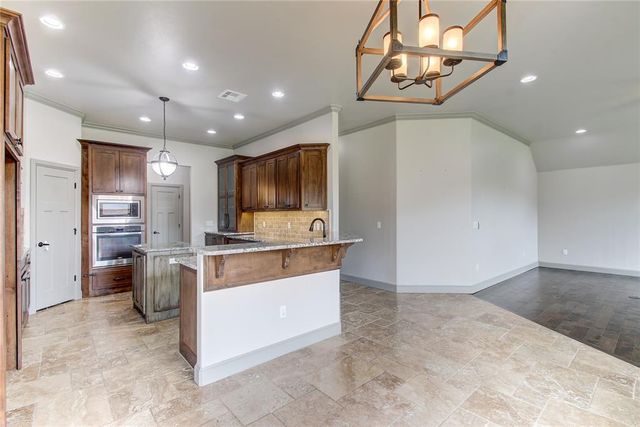 2013 Providence Drive, Norman, OK 73071